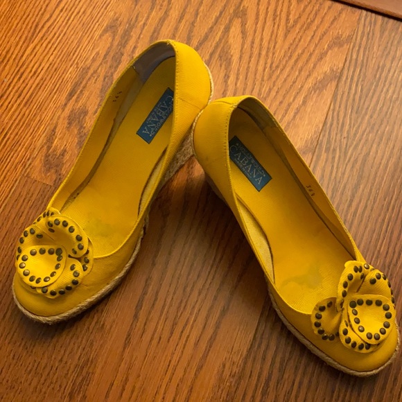 Hollywould Cabana Yellow Wedge - Picture 1 of 4